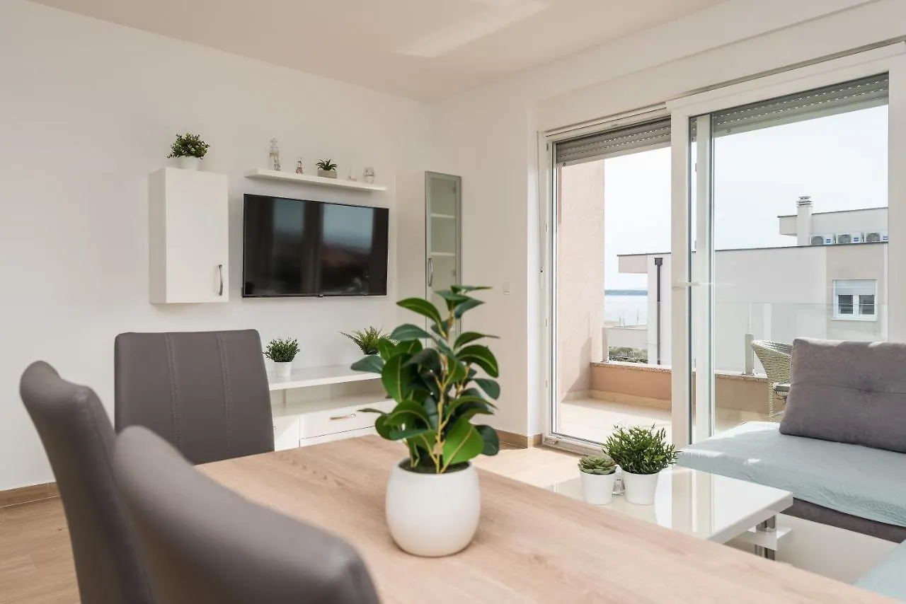 Zoran Brand New Modern Apartments Mandre