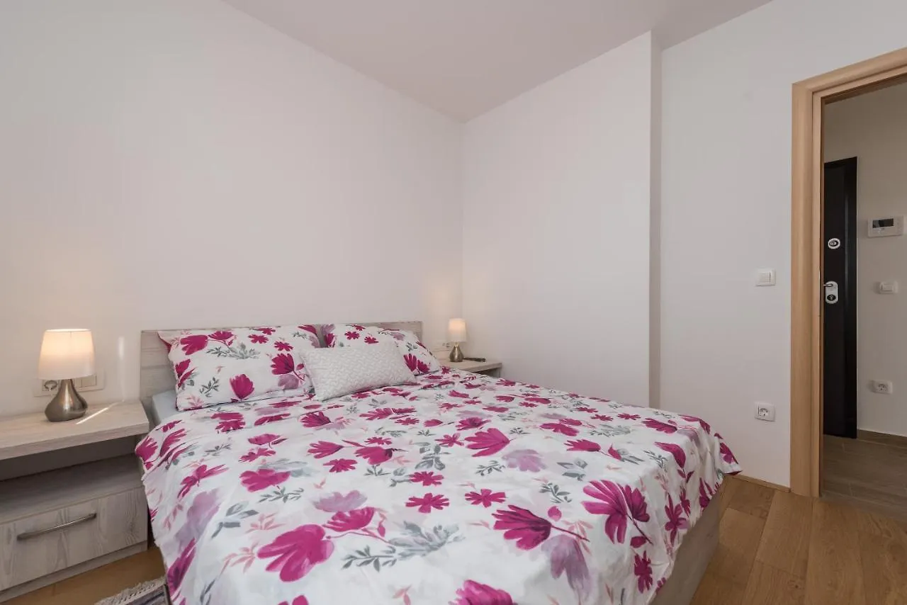 Zoran Brand New Modern Apartments Mandre